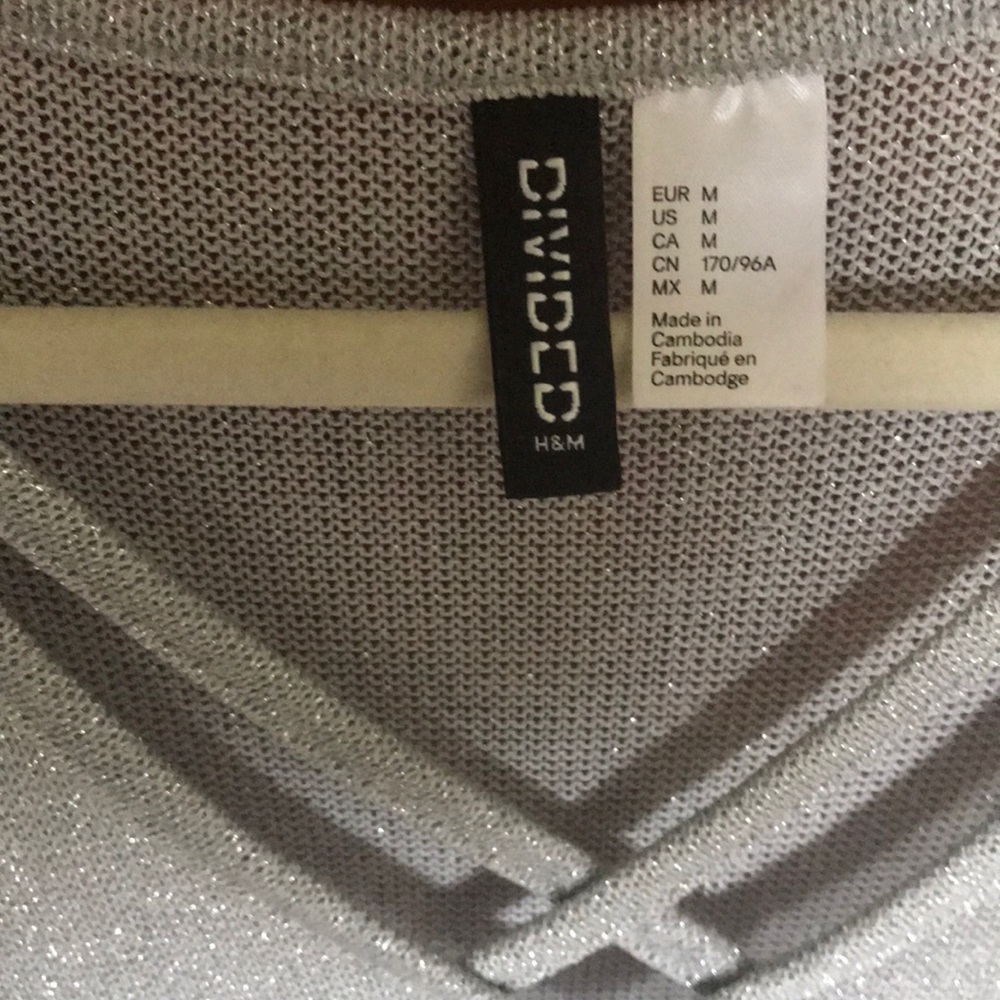 Silver V neck Sweater - Picture 2 of 3